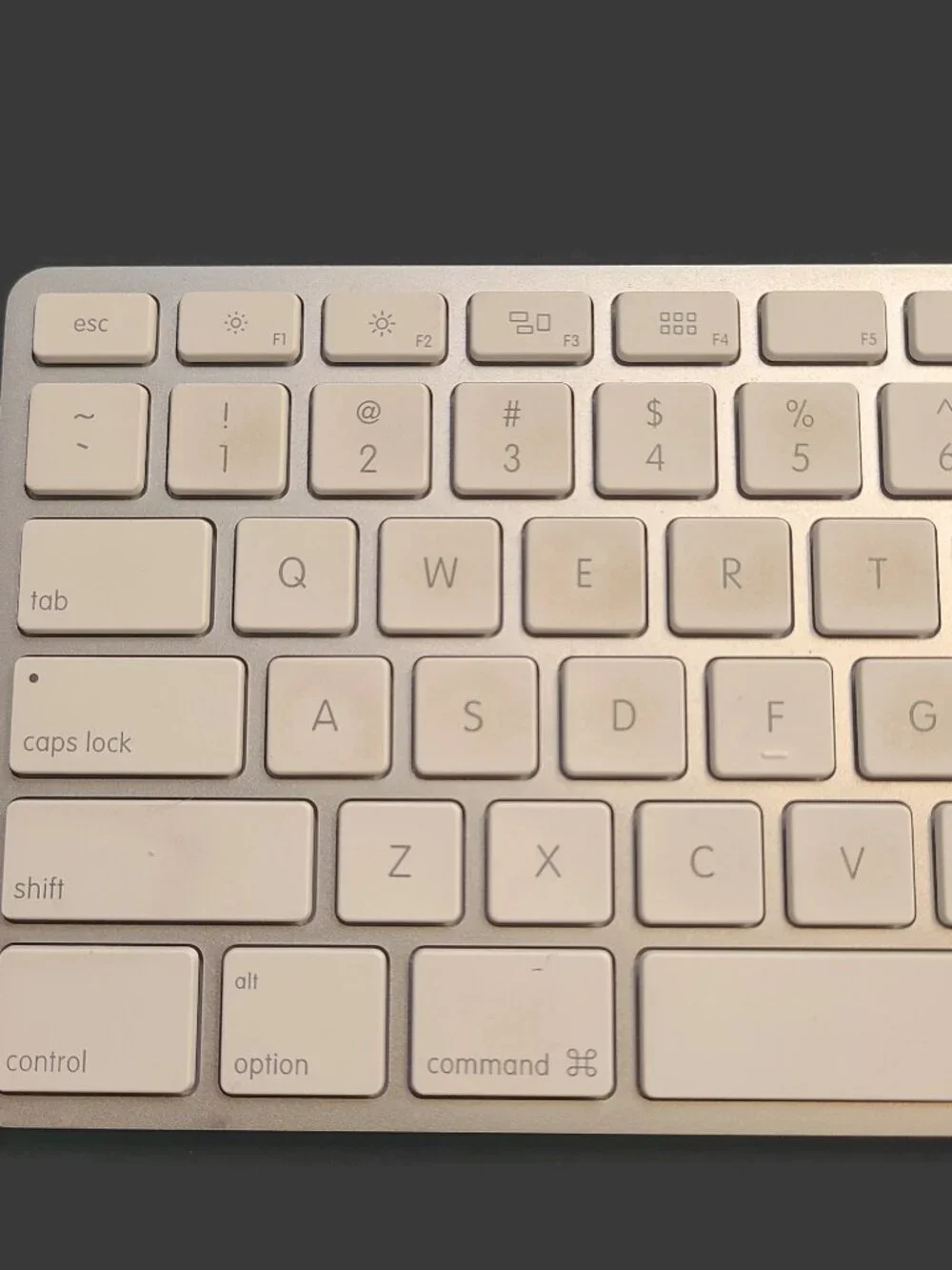 Genuine Apple A1243 USB Wired Aluminum Keyboard with Numeric KeyPad Tested WORKS